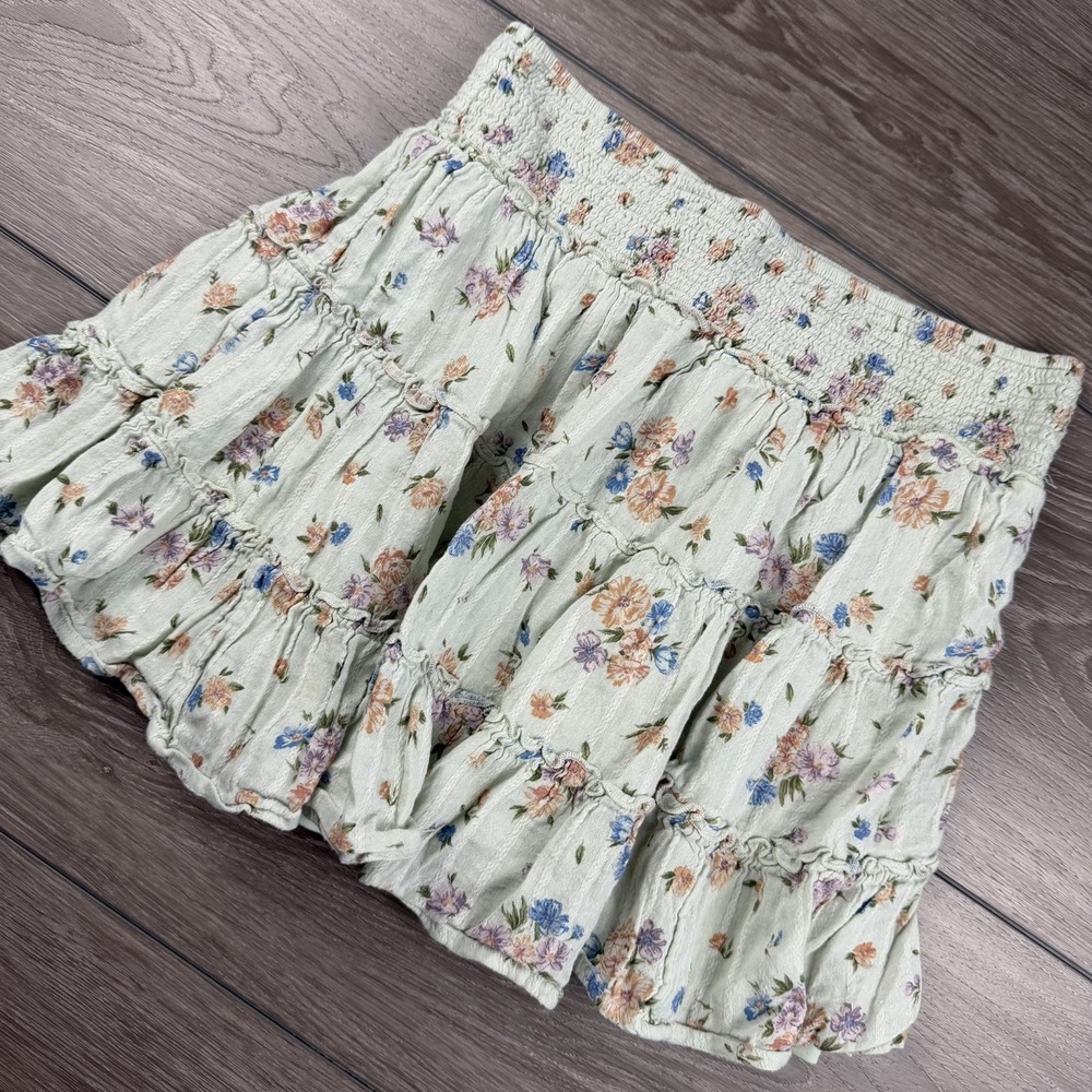 American Eagle Women's Tiered Floral Mini Skirt Mint Green Size Small